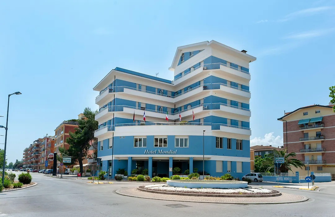 Hotel Mondial-1